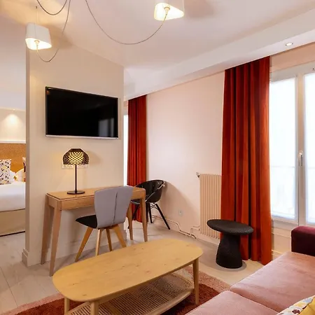 Elysees 8 3* Paris