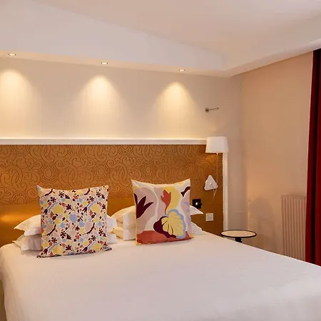 Elysees 8 Hotel 3*