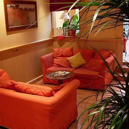 Hotel Elysees 8 3*
