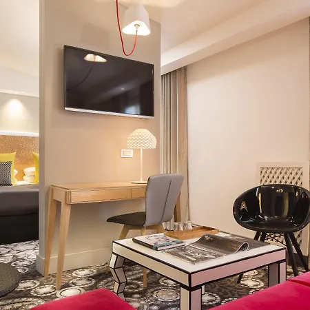 Hotel Elysees 8 3*