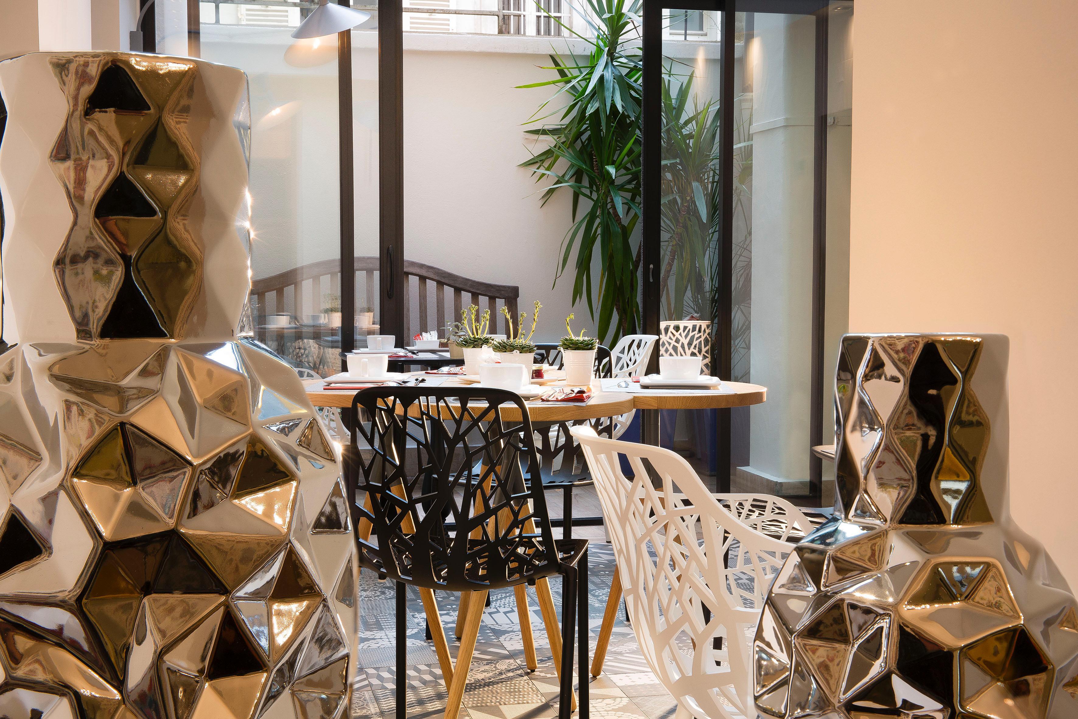 Hotel Elysees 8 3*