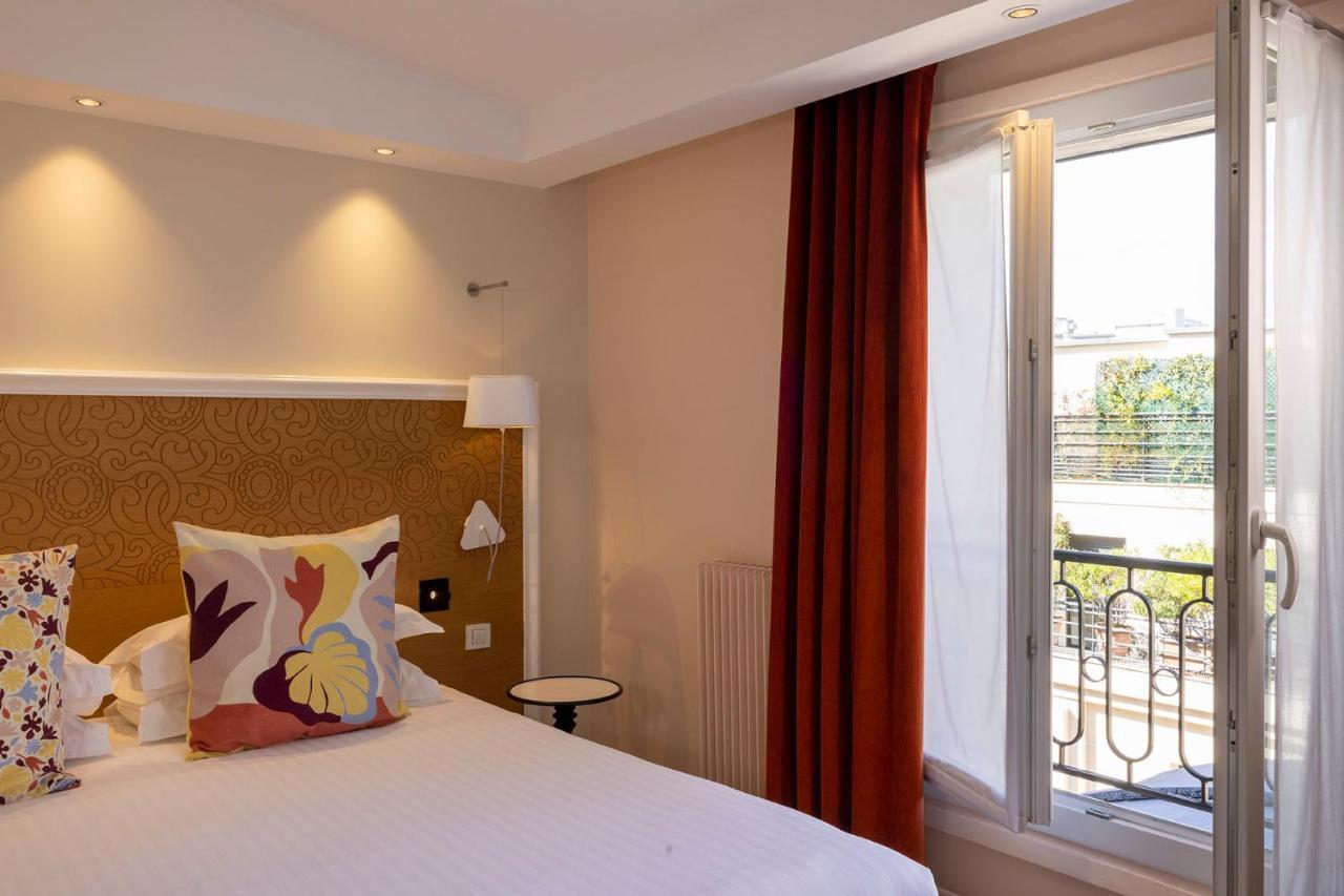 Hotel Elysees 8 3*
